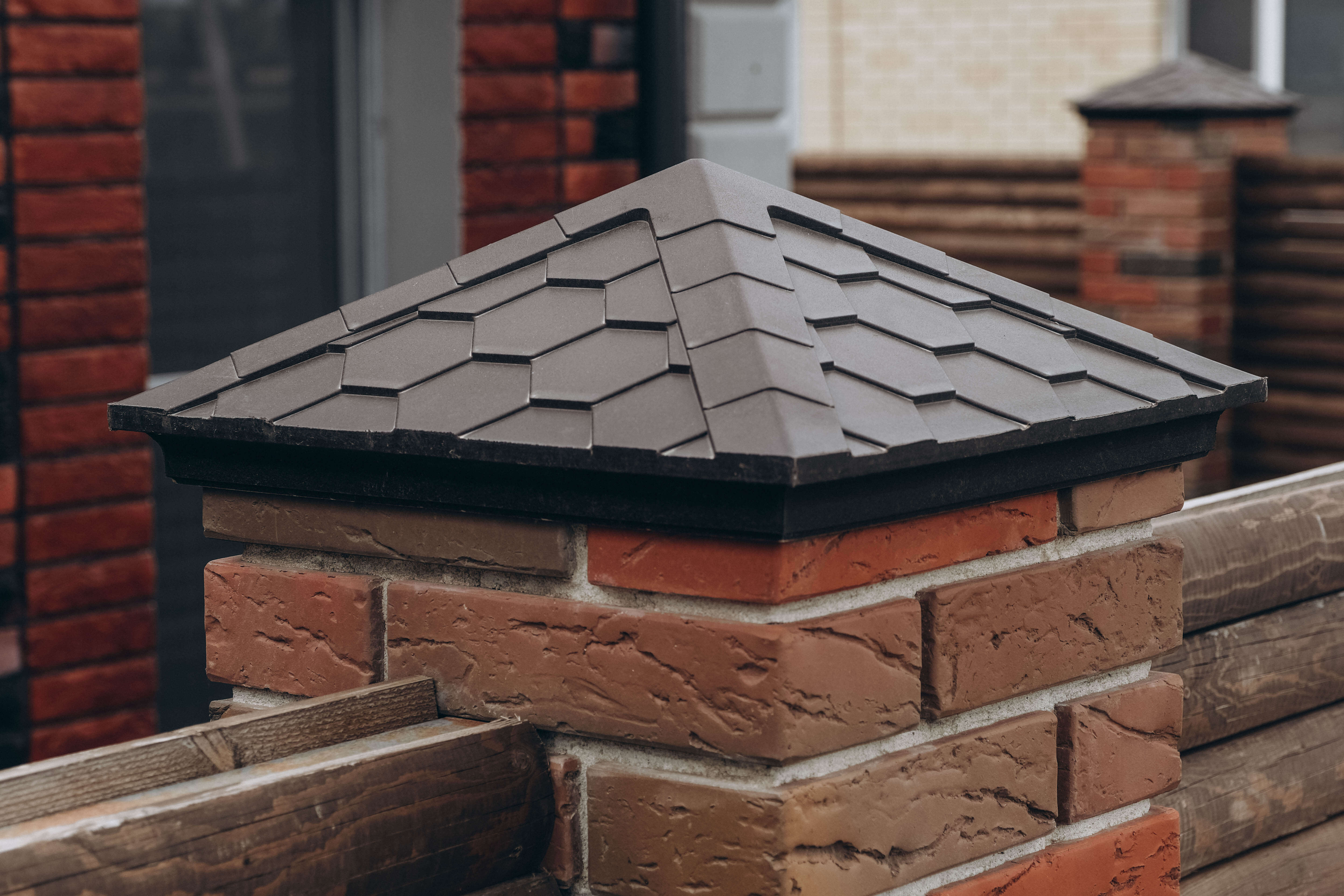 Колпак Zking Эверест Коричневый на столб 1.5х1.5 кирпича (390х390мм) в Балашихе фото